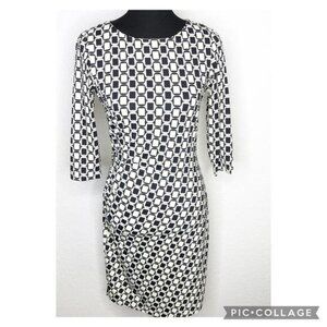 J McLaughlin black and cream geometric print ruched side dress size Small
